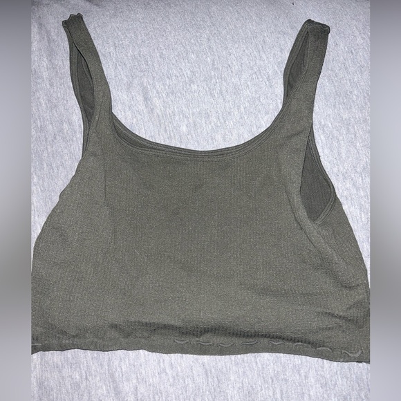 DISCONTINUED aeropostale seamless “seriously soft” green tank top - Picture 1 of 3